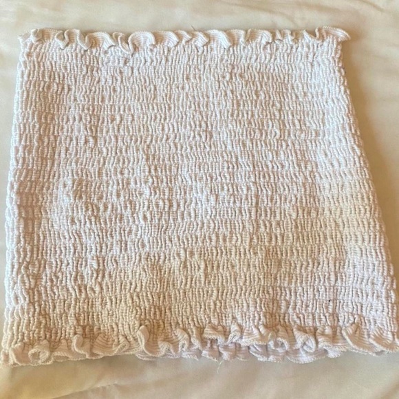 WHITE BRANDY MELVILLE TUB TOP ❄️ - Picture 2 of 3